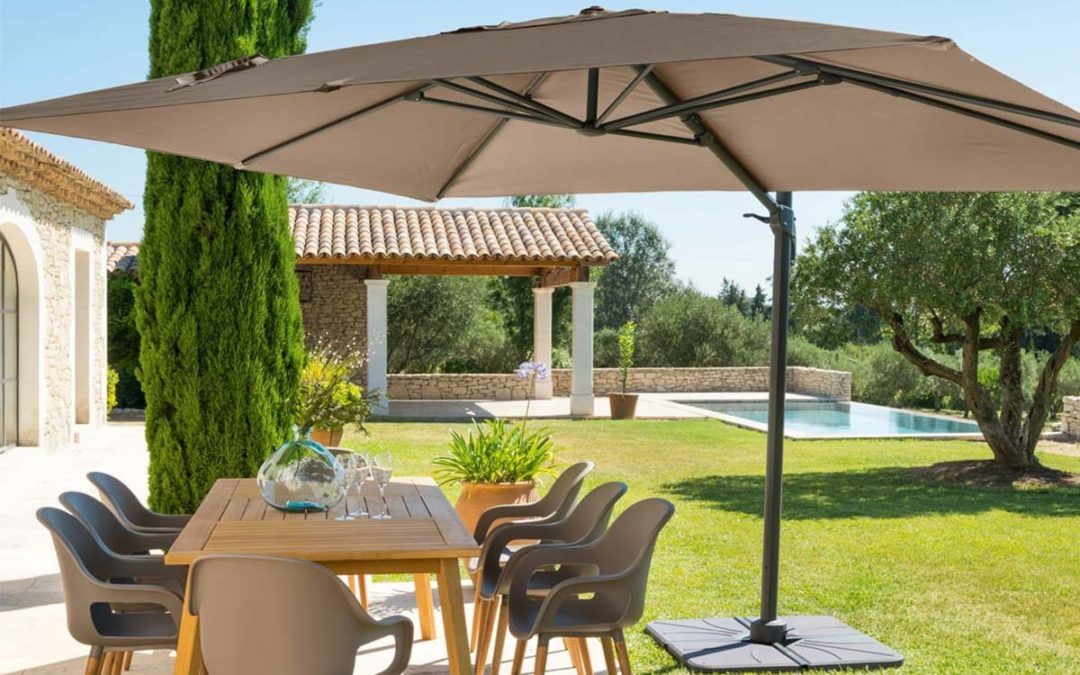 Accessoire parasol : les options pour vos parasols